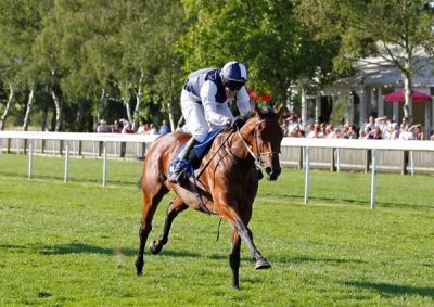 Matthew Hancock winning Charity Race at Newmarket