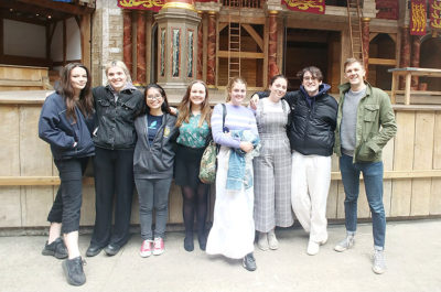 English Students visit the globe theatre 2019