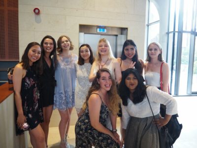 Exeter College Summer Programme Students in Cohen Quad