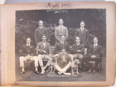 Team photograph of 1911 crew
