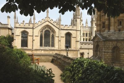 Photo of the infamous Exeter College wall used for 'after curfew' catch ups