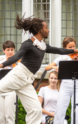 Dancer at the Vache Baroque Festival 2020