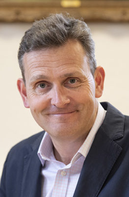 Dr Andrew Roe