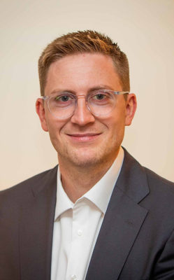 Professor Florian Trouvain