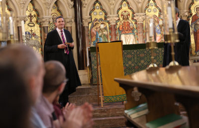 Dr Andrew Roe is sworn in as Rector